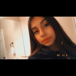 Meet your Posher, Lizbeth